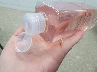 [바디셀런스] 속보습+사용감+향 모두 잡은 / 세라드린 속보습 핑크토너 300ml — 5점을 준 리뷰어가 2022년 3월 올린 사용 사진