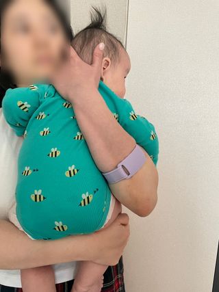 NAROO 스너그그랩 SE1 가볍고 통기성 좋은 엘보 팔꿈치 보호대 — 4점을 준 리뷰어가 2023년 4월 올린 사용 사진