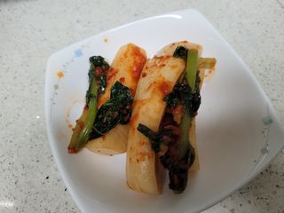 셰프애찬 알타리김치 총각김치 1kg — 4점을 준 리뷰어가 2022년 10월 올린 사용 사진