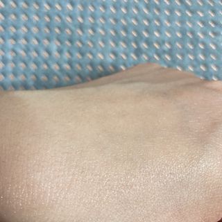 [위켄더스] 끈적임 없이 수분감을 채워주는 핸드& 바디로션 1종 랜덤발송 — 5점을 준 리뷰어가 2022년 4월 올린 사용 사진