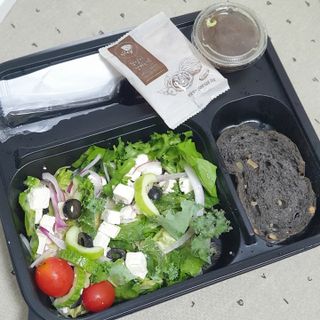 참살이도시락 작심삼일 샐러드도시락 3개 맛보기 새벽배송 또는 택배배송 — 4점을 준 리뷰어가 2021년 8월 올린 사용 사진