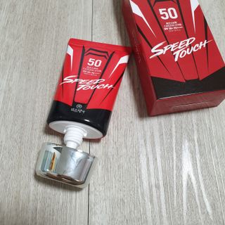 약손명가코스메틱 에오스보떼 스피드터치 선크림 50ml — 5점을 준 리뷰어가 2021년 8월 올린 사용 사진