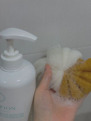 [닥터문] 센텔라 시카케어 화이트머스크 바디워시 1000ml — 5점을 준 리뷰어가 2023년 8월 올린 사용 사진