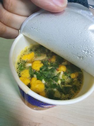 NISSIN 닛신 컵누들  4종 - 씨푸드오리지날, 씨푸드 스파이시, 씨푸드 커리, 씨푸드 XO소스 — 5점을 준 리뷰어가 2021년 11월 올린 사용 사진