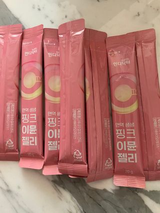 [인디닥터] 면역 생생 핑크 이뮨 젤리 — 5점을 준 리뷰어가 2022년 4월 올린 사용 사진