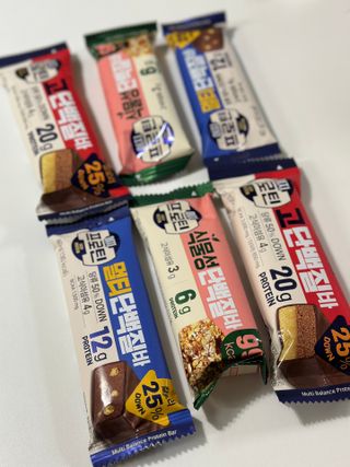 이지프로틴바 3종x각 2ea (고단백질바, 멀티단백질바, 식물성단백질바) — 5점을 준 리뷰어가 2024년 3월 올린 사용 사진