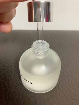 브에노 파리퀸 윌 페이스 오일 — 5점을 준 리뷰어가 2021년 6월 올린 사용 사진