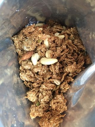 밸런스 다이어트랩 밸다랩 이씨리얼 수제 발아통밀 그래놀라 450g — 5점을 준 리뷰어가 2023년 4월 올린 사용 사진