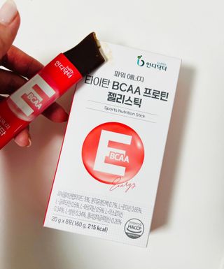 인디닥터 면역 생생 핑크 이뮨 젤리 + 타이탄 BCAA 프로틴 젤리스틱 — 5점을 준 리뷰어가 2022년 6월 올린 사용 사진