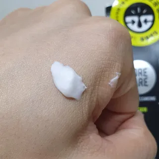 [갸스비] 지성 남성을 위한 포어케어 클렌징폼 — 5점을 준 리뷰어가 2021년 7월 올린 사용 사진