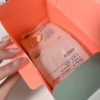 [닥터잇츠] 개인맞춤형 건강기능식품_2종 중 택 1 — 5점을 준 리뷰어가 2024년 2월 올린 사용 사진
