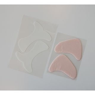 원에이드 알로에사포나리아 투명 골프패치 & 원에이드 하이드로겔 스포츠패치 — 5점을 준 리뷰어가 2022년 8월 올린 사용 사진