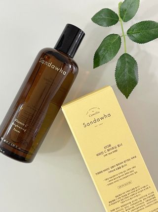 스킨큐어 산다화 비타민c 화이트닝 토너 150ml — 5점을 준 리뷰어가 2021년 12월 올린 사용 사진