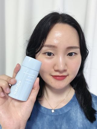 아이레시피 마일드 히알루로닉 모이스트 업 선스크린 SPF50+ PA++++ — 5점을 준 리뷰어가 2023년 6월 올린 사용 사진