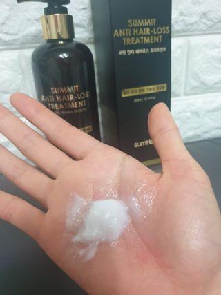 썸헤어 / SUMHAIR 썸헤어  써밋 안티 헤어로스 샴푸+트리트먼트 — 5점을 준 리뷰어가 2021년 6월 올린 사용 사진