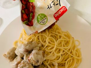 굽네몰 [굽네] 소스가 맛있는 닭가슴살 한입 볼 2종 8팩 — 5점을 준 리뷰어가 2021년 3월 올린 사용 사진
