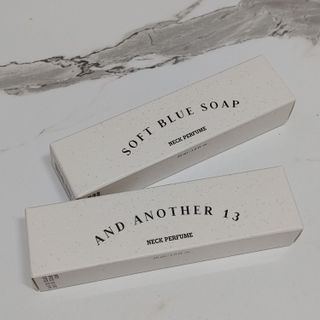 멈칫(MUMCHIT) 넥퍼퓸 NECKPERFUME 2가지 향 — 5점을 준 리뷰어가 2021년 11월 올린 사용 사진