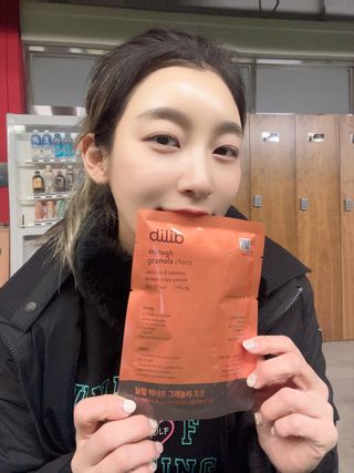 딜립 이너프 그래놀라 초코 — 5점을 준 리뷰어가 2022년 12월 올린 사용 사진