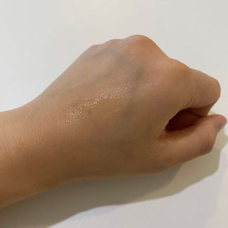 [후르디아] 올리브영 착한보습 비건 립버터 2종 — 5점을 준 리뷰어가 2022년 11월 올린 사용 사진