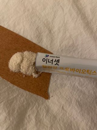 이너셋 장건강 프로바이오틱스 올인원 — 5점을 준 리뷰어가 2023년 1월 올린 사용 사진