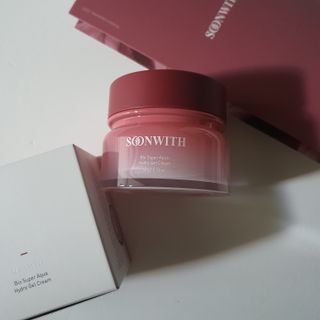 SOONWITH 바이오 수퍼 아쿠아 하이드로 젤 크림 — 5점을 준 리뷰어가 2021년 5월 올린 사용 사진