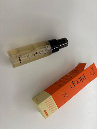 [쿠팡] 블립 수분 알로에 페이스 얼굴 진정 앰플 안개분사 미스트 스프레이 세럼, 50ml, 1개 — 4점을 준 리뷰어가 2024년 11월 올린 사용 사진