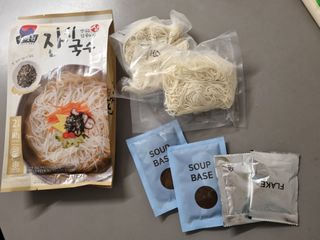 [한면원] 잔치국수 2인분 — 4.5점을 준 리뷰어가 2022년 7월 올린 사용 사진
