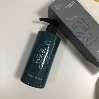 세렌닥터 스칼프 루트 케어 샴푸 — 3.5점을 준 리뷰어가 2022년 11월 올린 사용 사진