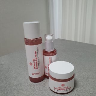 아이앤립 / EYENLIP 아이앤립 연어오일 리바이탈라이징 토너+앰플+크림 3종 세트 — 5점을 준 리뷰어가 2021년 7월 올린 사용 사진