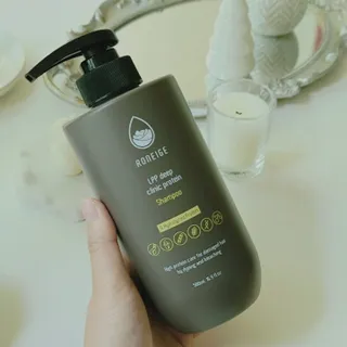 로네쥬 로네쥬 LPP 딥 클리닉 단백질 샴푸/트리트먼트 — 5점을 준 리뷰어가 2022년 5월 올린 사용 사진