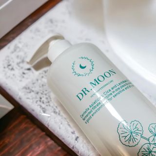 [닥터문] 센텔라 시카케어 화이트머스크 바디워시 1000ml — 5점을 준 리뷰어가 2023년 6월 올린 사용 사진