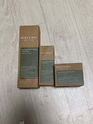 마리엔메이 센서티브 수딩 젤 크림 + 어성초 티트리 추출물 세럼 + 어성초 티트리 모공 클렌징 폼 — 5점을 준 리뷰어가 2021년 8월 올린 사용 사진