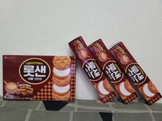 롯데제과 롯샌 카페크런치 — 5점을 준 리뷰어가 2021년 10월 올린 사용 사진