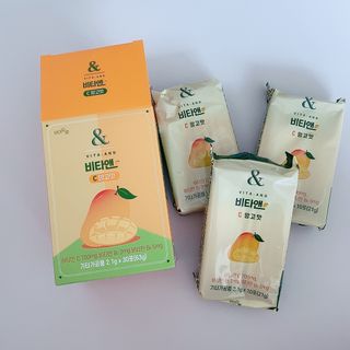 비타앤C 레몬맛, 망고맛 — 5점을 준 리뷰어가 2021년 7월 올린 사용 사진