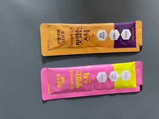 페페로니 맛있는 스틱 - 무항생제 닭고기 15개 + 알래스카 연어 15개 — 5점을 준 리뷰어가 2021년 9월 올린 사용 사진