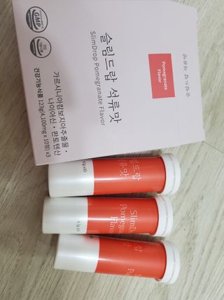 [슬림드랍 석류맛] 건기식 다이어트 보조제 겸 비타민 — 5점을 준 리뷰어가 2022년 2월 올린 사용 사진