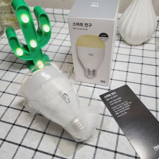 헤이홈 LED전구 화이트 스마트 전구 wifi 연결 스마트폰 연동 음성제어 원격제어 — 5점을 준 리뷰어가 2021년 5월 올린 사용 사진
