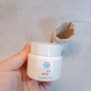 AYU25[아유트웬티파이브]다마스크로즈워터 베이스 천연 수분 촉촉 크림 — 5점을 준 리뷰어가 2021년 2월 올린 사용 사진