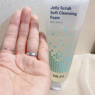 닥터에프파이브 젤리스크럽 소프트 클렌징폼 120ml — 5점을 준 리뷰어가 2022년 5월 올린 사용 사진