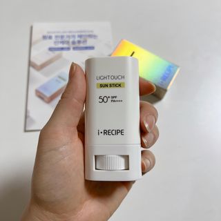 아이레시피 라이트터치 선스틱 15g (SPF50+, PA++++) — 5점을 준 리뷰어가 2023년 2월 올린 사용 사진
