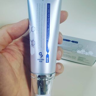 닥터스피지에이 닥터스 피지에이 딥 케어 모이스처라이징 크림 — 5점을 준 리뷰어가 2021년 6월 올린 사용 사진