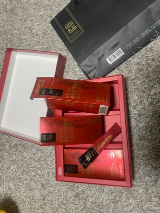 광동생활건강 광동 명품 홍삼정데일리 10mL x 30포 — 5점을 준 리뷰어가 2023년 4월 올린 사용 사진