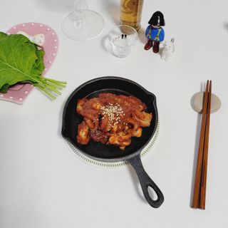 [푸딩팩토리] 불맛양념 쭈꾸미볶음 300G_엄선한 쭈꾸미원물과 양념이 신의 한수! — 5점을 준 리뷰어가 2022년 9월 올린 사용 사진