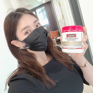 Swisse 스위스 고함량 프로폴리스 2,000mg 210정 — 5점을 준 리뷰어가 2021년 5월 올린 사용 사진