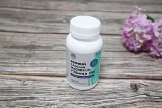 서울약사신협 네이처픽_칼슘마그네슘비타민D_1,305mg x 120캡슐 — 5점을 준 리뷰어가 2021년 9월 올린 사용 사진