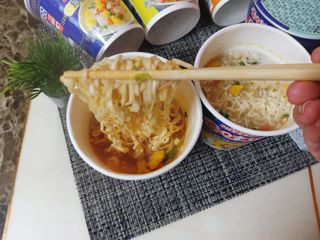NISSIN 닛신 컵누들  4종 - 씨푸드오리지날, 씨푸드 스파이시, 씨푸드 커리, 씨푸드 XO소스 — 5점을 준 리뷰어가 2021년 11월 올린 사용 사진