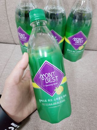 몽베스트 Montbest with Sparkling water Lemon OR Lime 20병(랜덤) — 5점을 준 리뷰어가 2021년 11월 올린 사용 사진