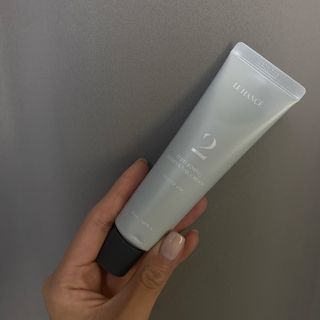 르핸스 퍼포밍 2 핸드&네일 비반트포렛/베티버포그 — 5점을 준 리뷰어가 2022년 12월 올린 사용 사진