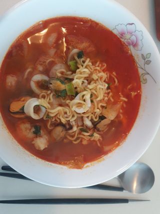 [풀무원] 자연은맛있다 정면, 백면, 홍면  세트 — 5점을 준 리뷰어가 2021년 4월 올린 사용 사진