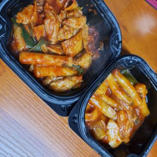 한성기업 무볼레 닭떡볶이+해물떡볶이 2종 세트 — 4점을 준 리뷰어가 2021년 9월 올린 사용 사진
